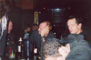 02BerlinBar-tmb.jpg